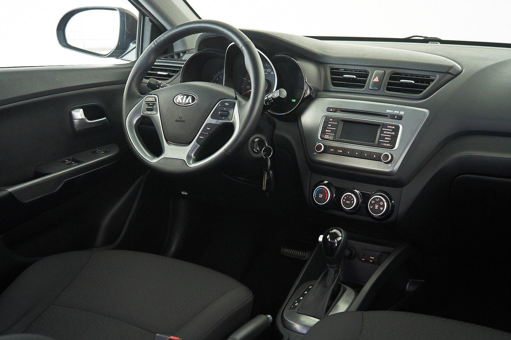 Kia Rio 2016, коричневый
