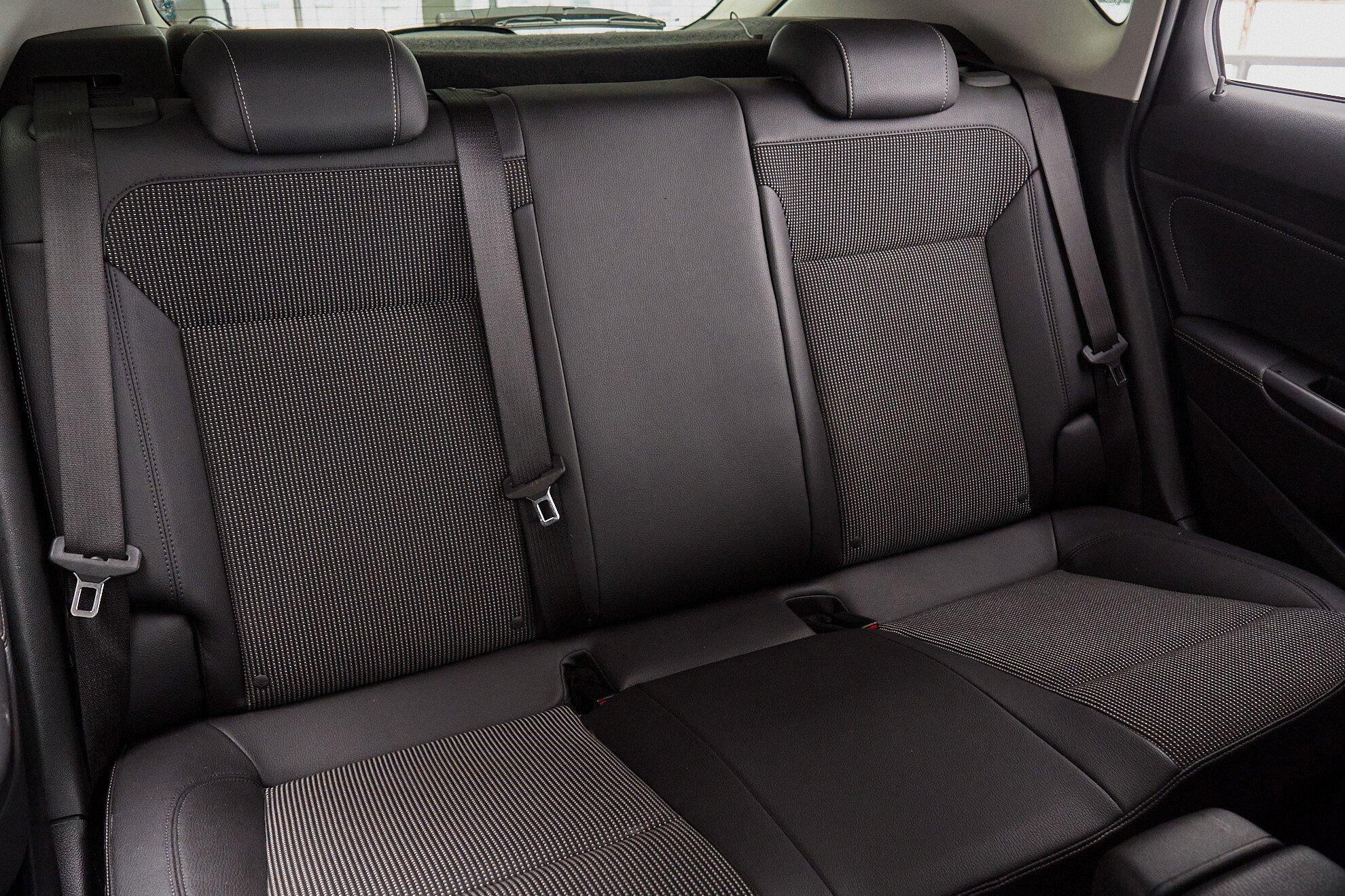 Opel Astra 2013, синий