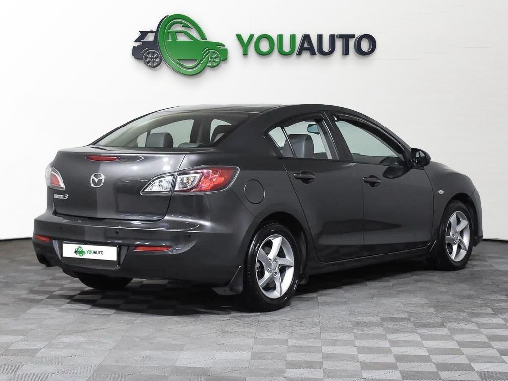 Mazda 3 2011, серый