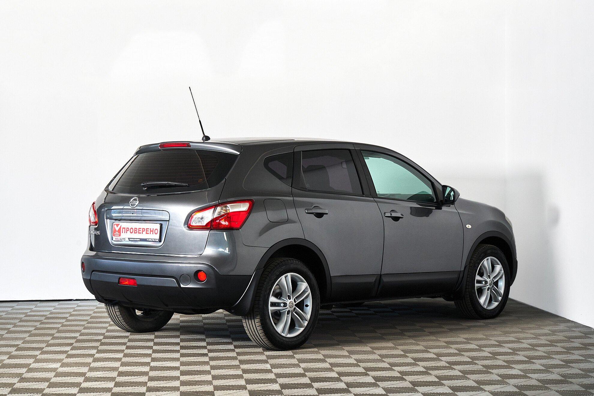 Nissan Qashqai 2012, серый