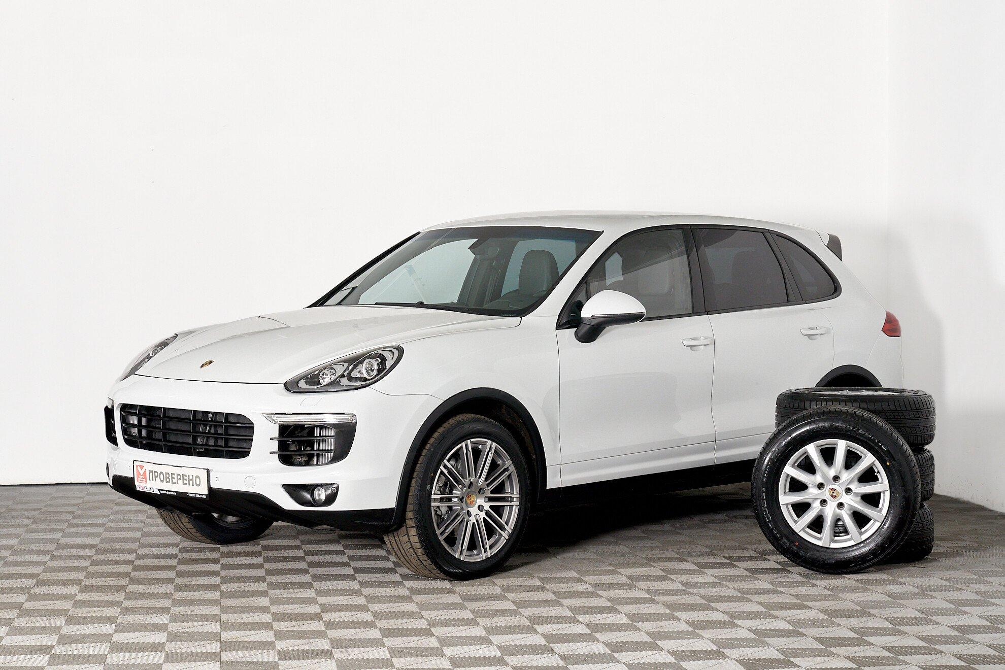 Porsche Cayenne 2016, белый