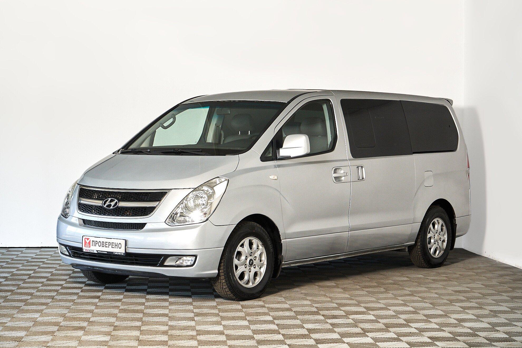 Hyundai Grand Starex 2008, серебряный