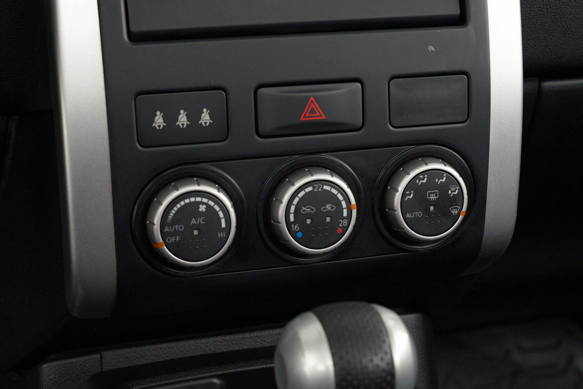 Nissan X-Trail 2014, черный