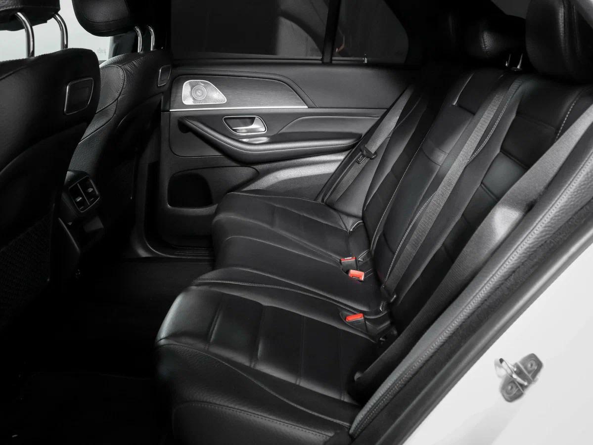 Mercedes-Benz GLE 2020, белый