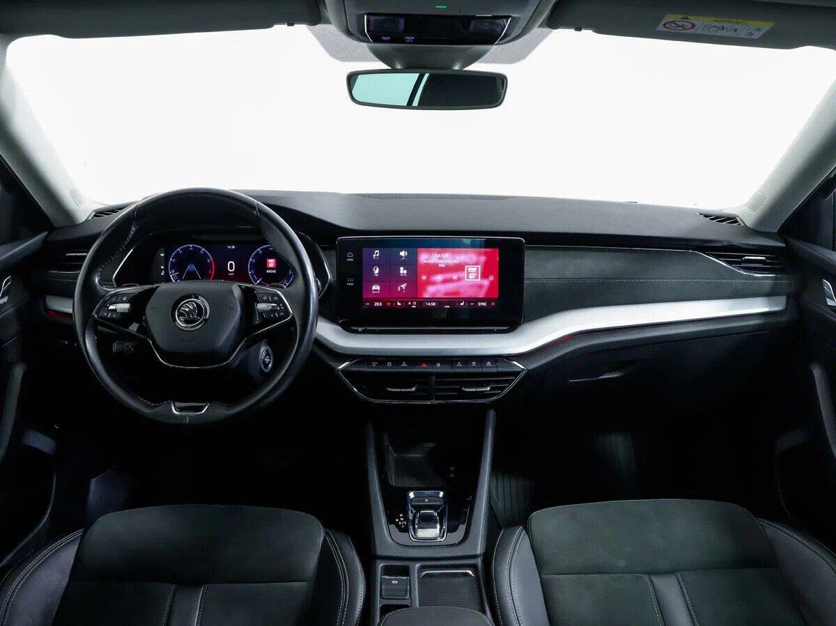 Skoda Octavia 2020, черный