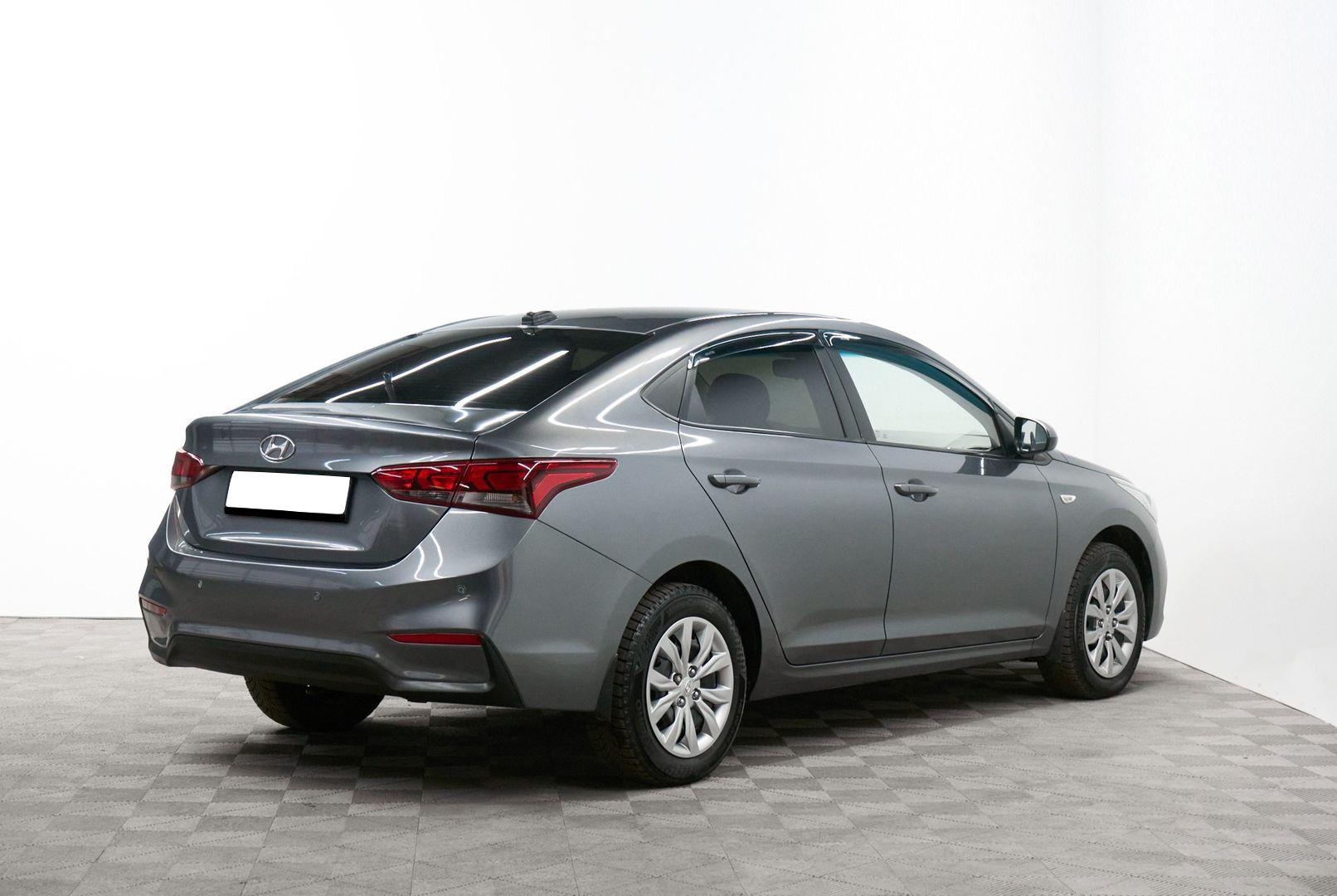 Hyundai Solaris 2019, серый