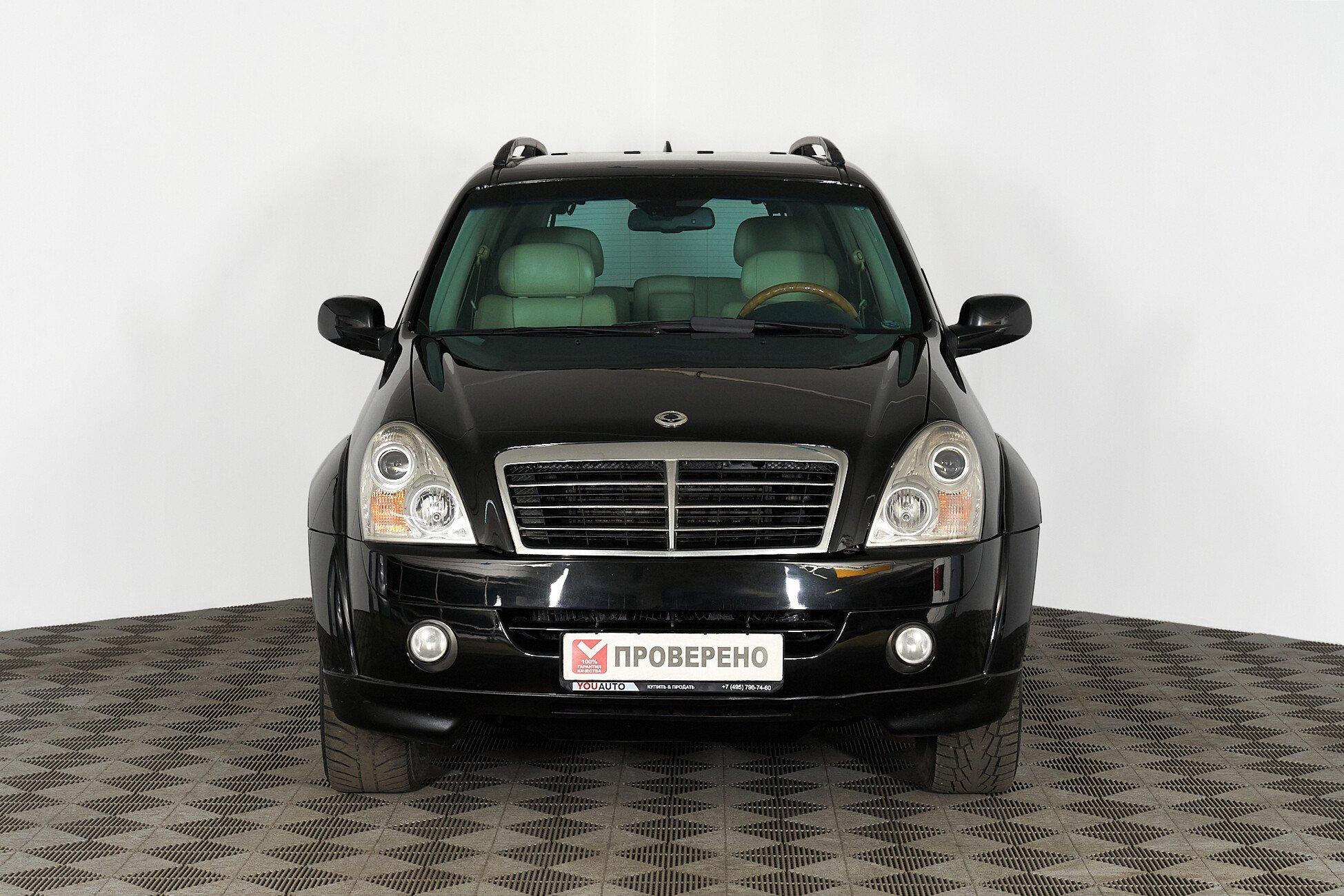SsangYong Rexton 2011, черный