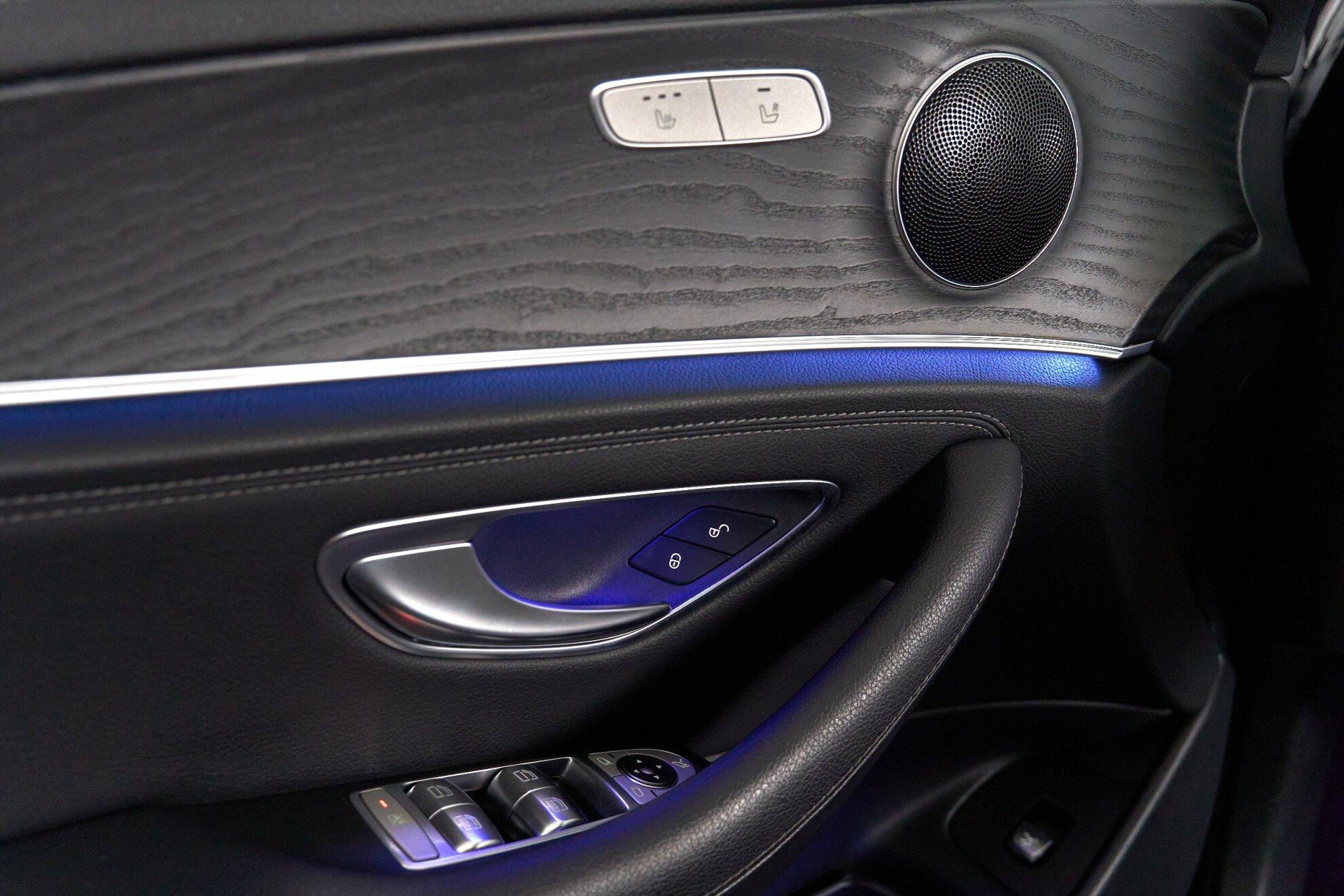 Mercedes-Benz E-Класс 2016, черный