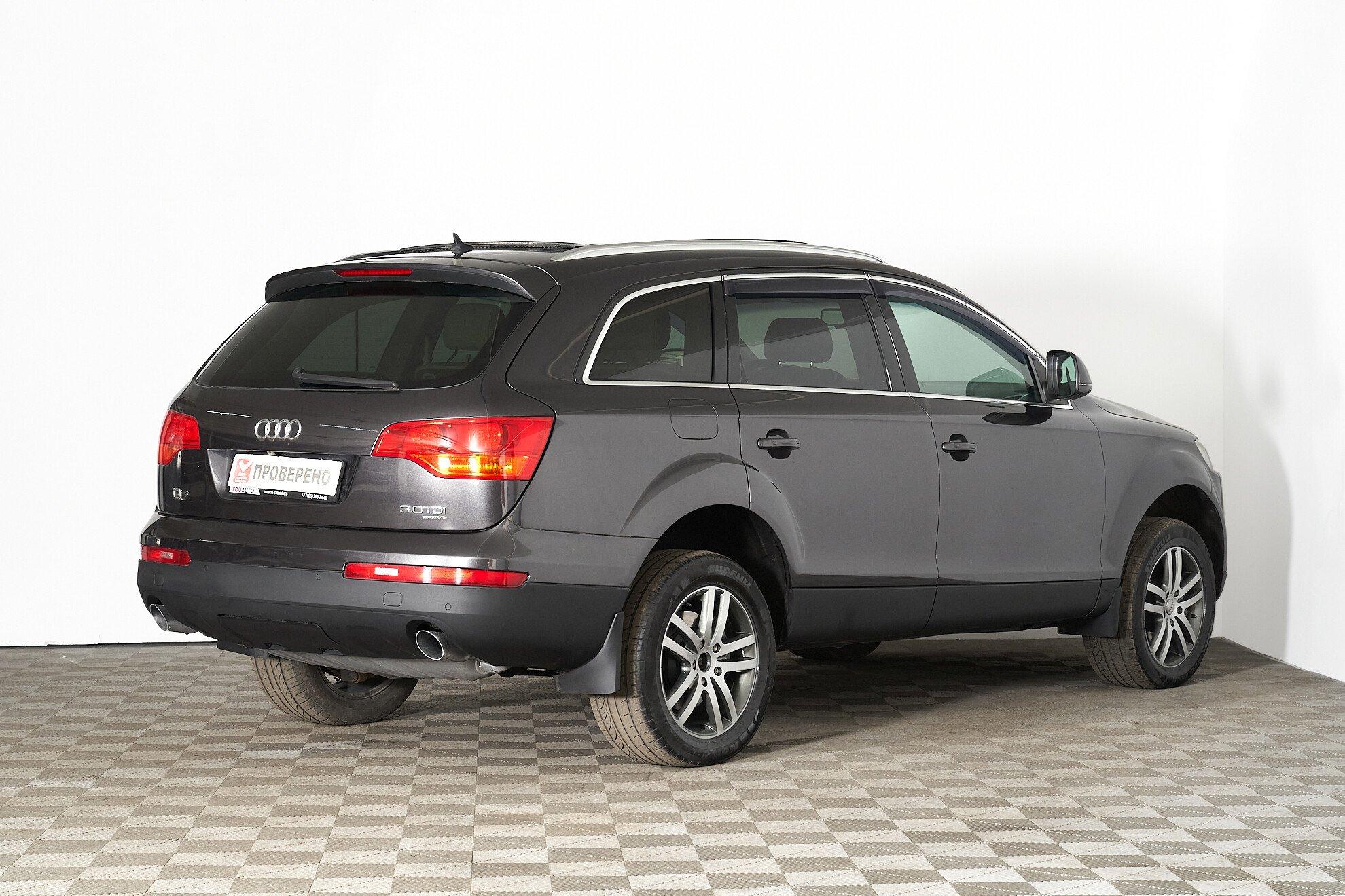 Audi Q7 2007, серый
