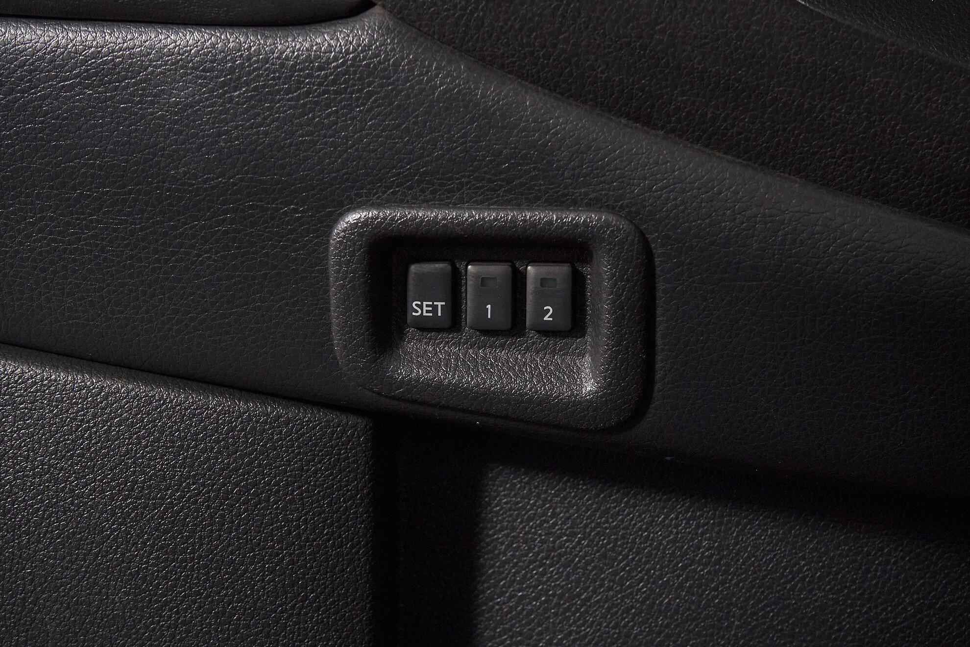 Nissan Murano 2011, черный