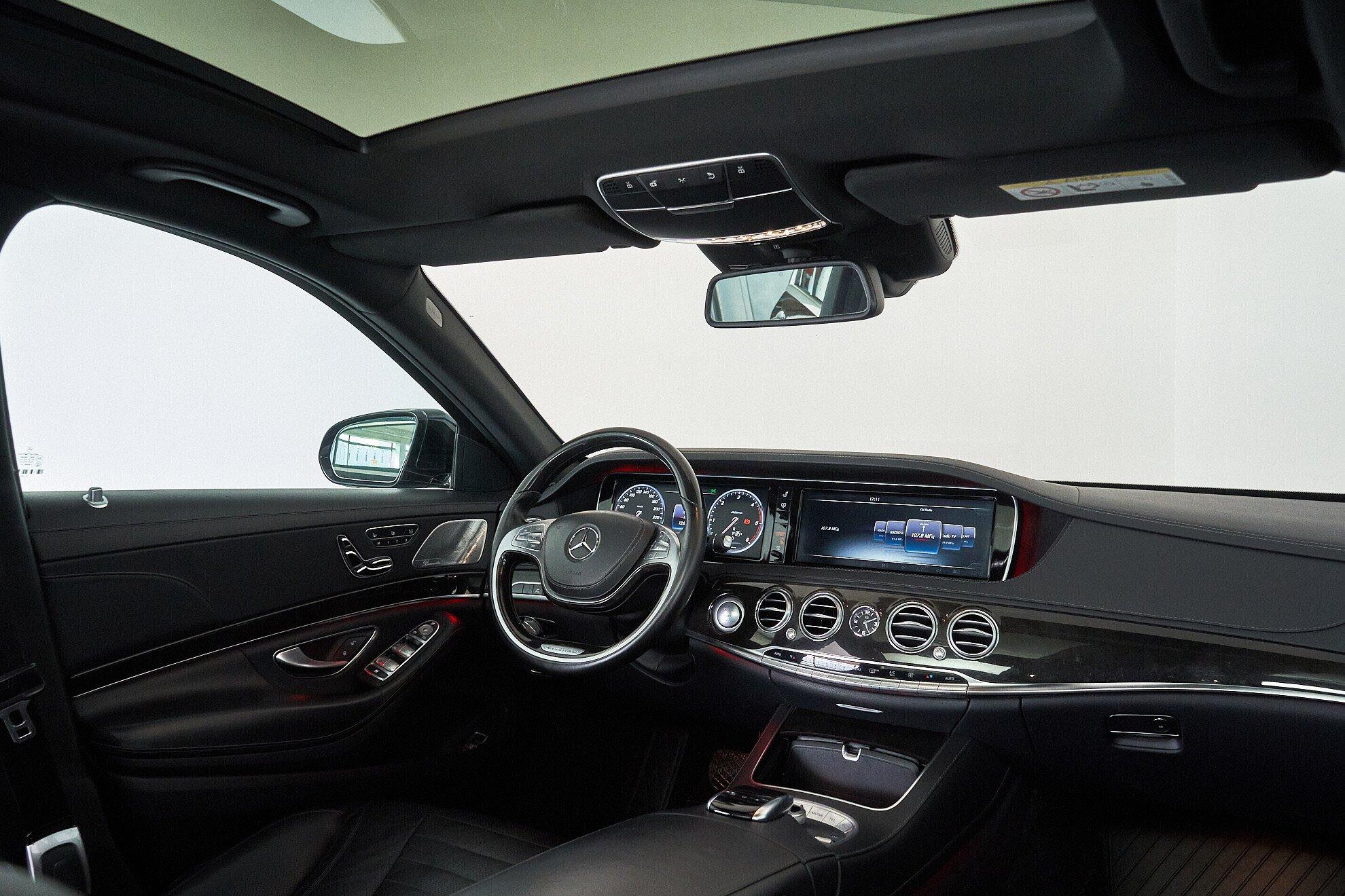 Mercedes-Benz S-Класс 2016, черный