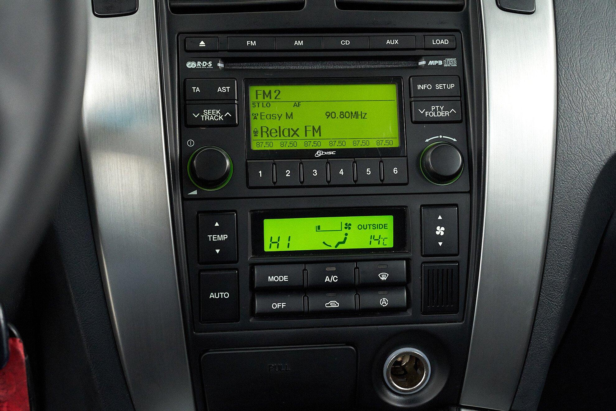 Hyundai Tucson 2008, зеленый