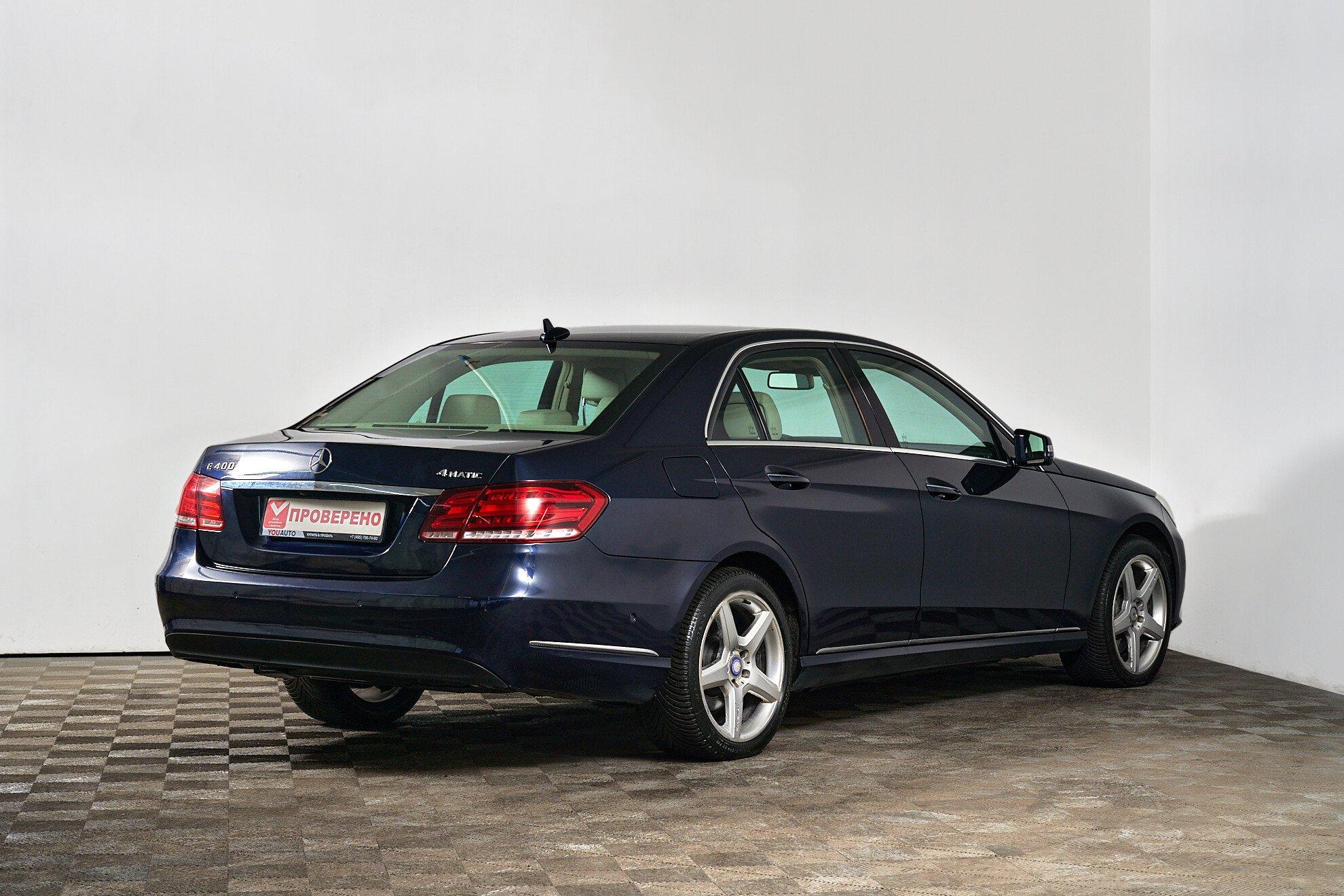 Mercedes-Benz E-Класс 2014, синий