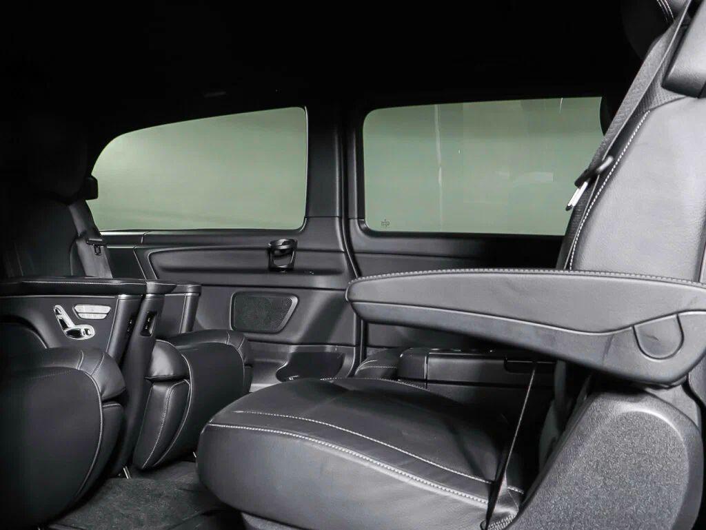 Mercedes-Benz V-Класс 2016, черный