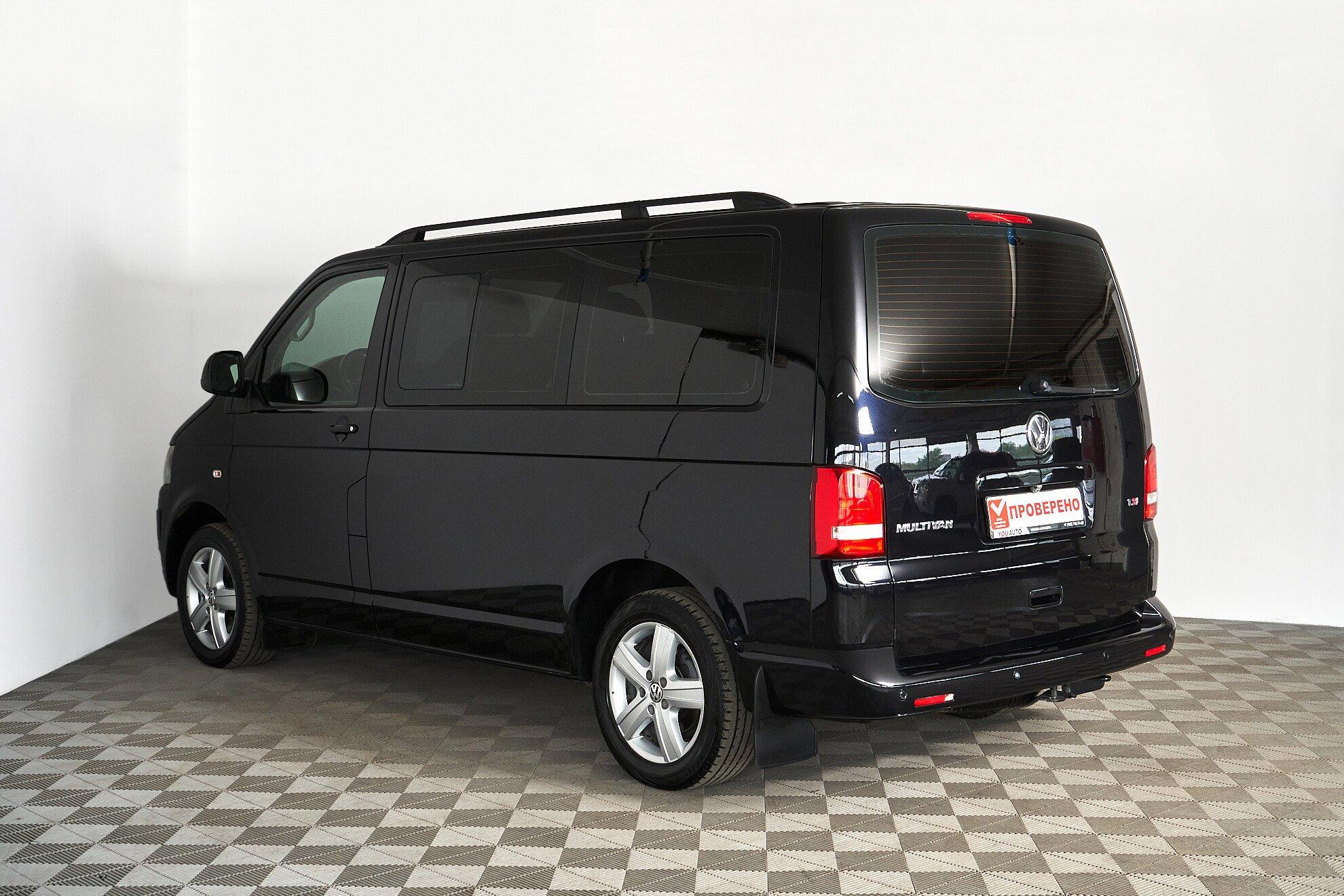 Volkswagen Multivan 2012, черный