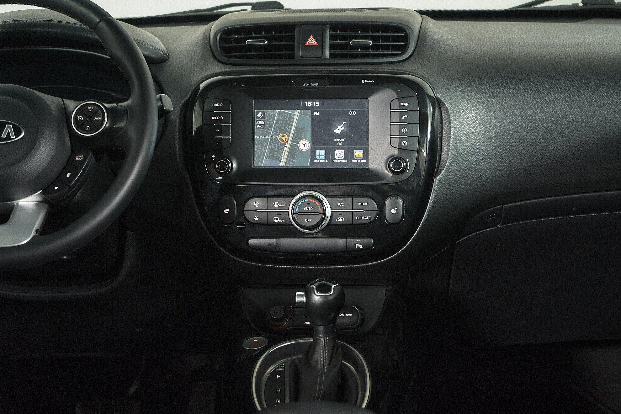 Kia Soul 2018, белый