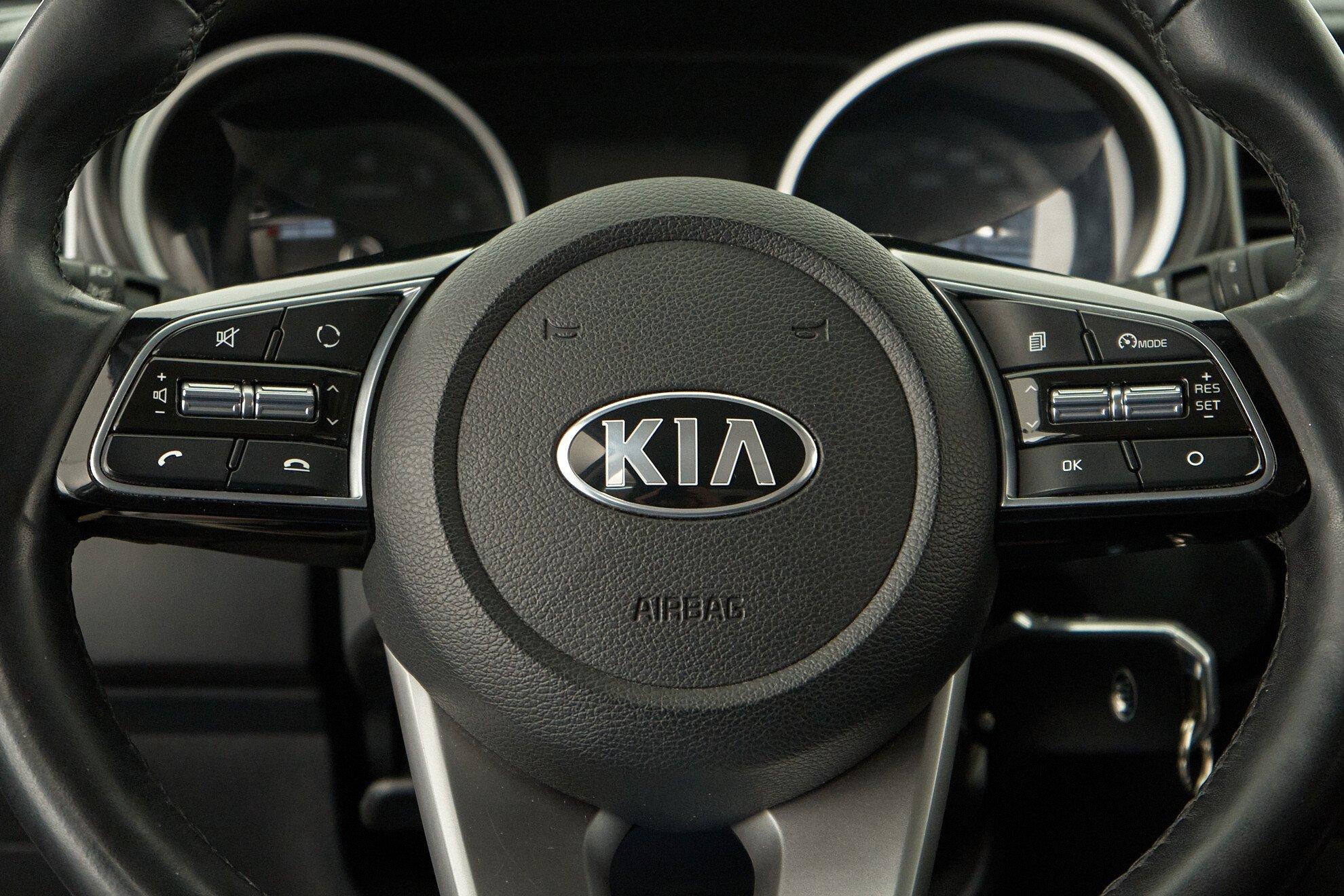 Kia Ceed 2018, белый