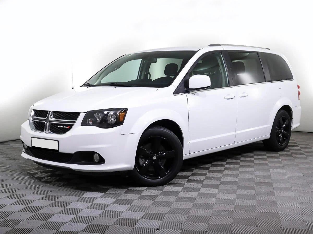 Dodge Caravan 2015, белый