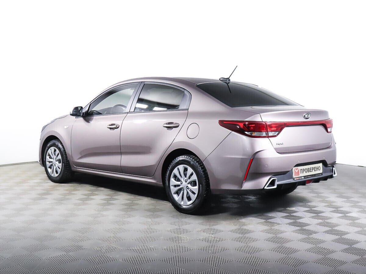 Kia Rio 2022, коричневый