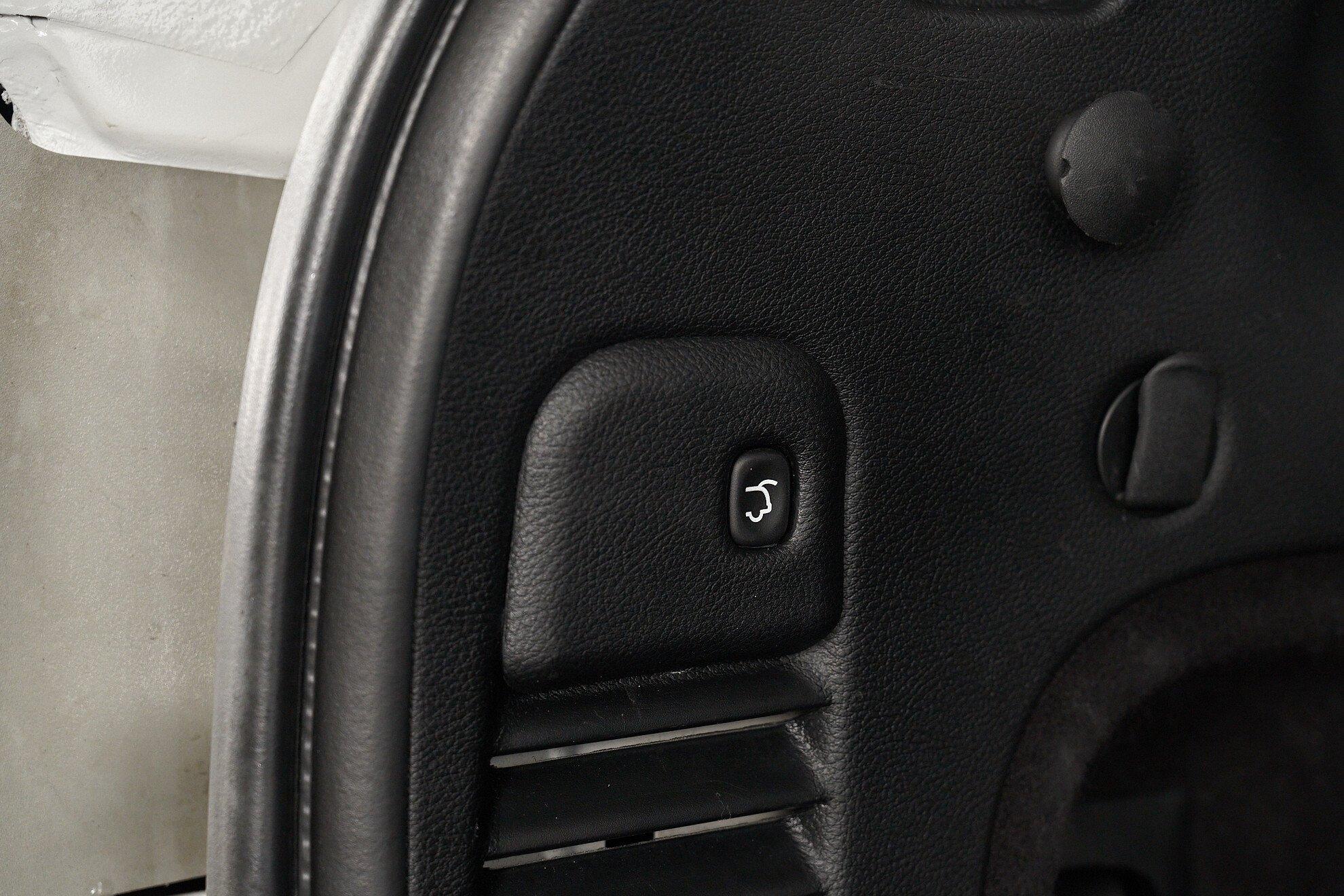 Jeep Grand Cherokee 2012, белый