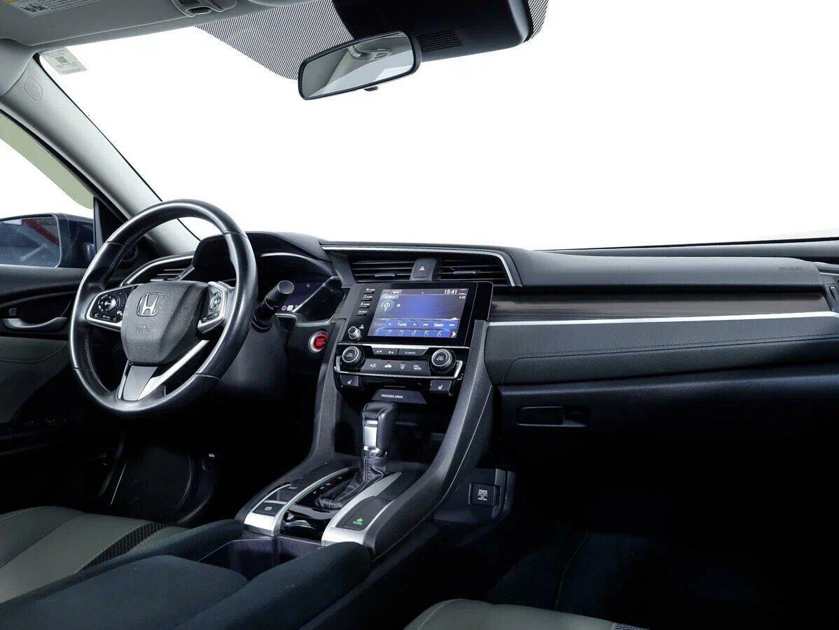 Honda Civic 2019, синий