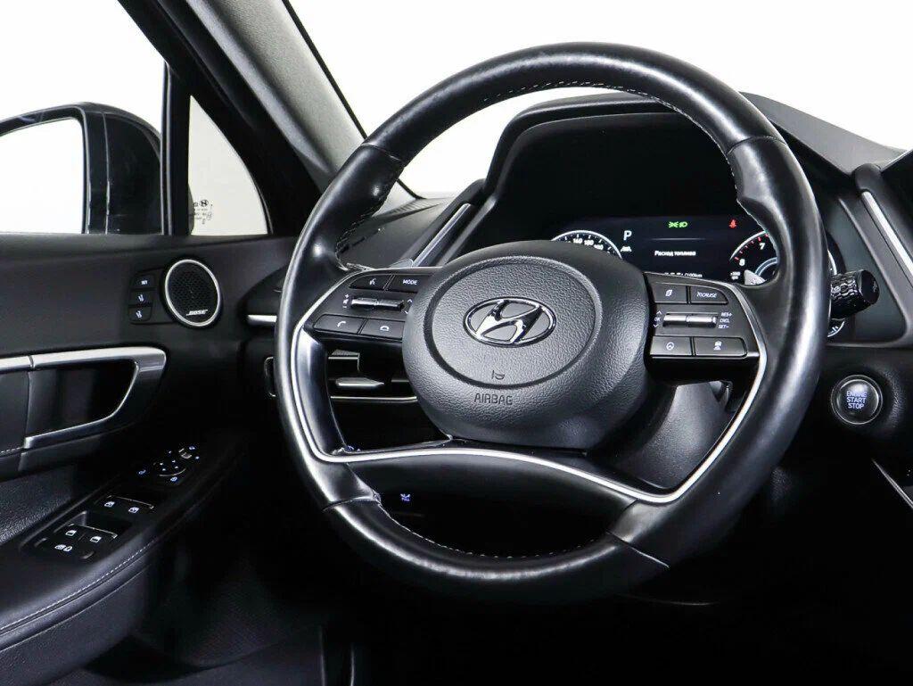 Hyundai Sonata 2021, синий