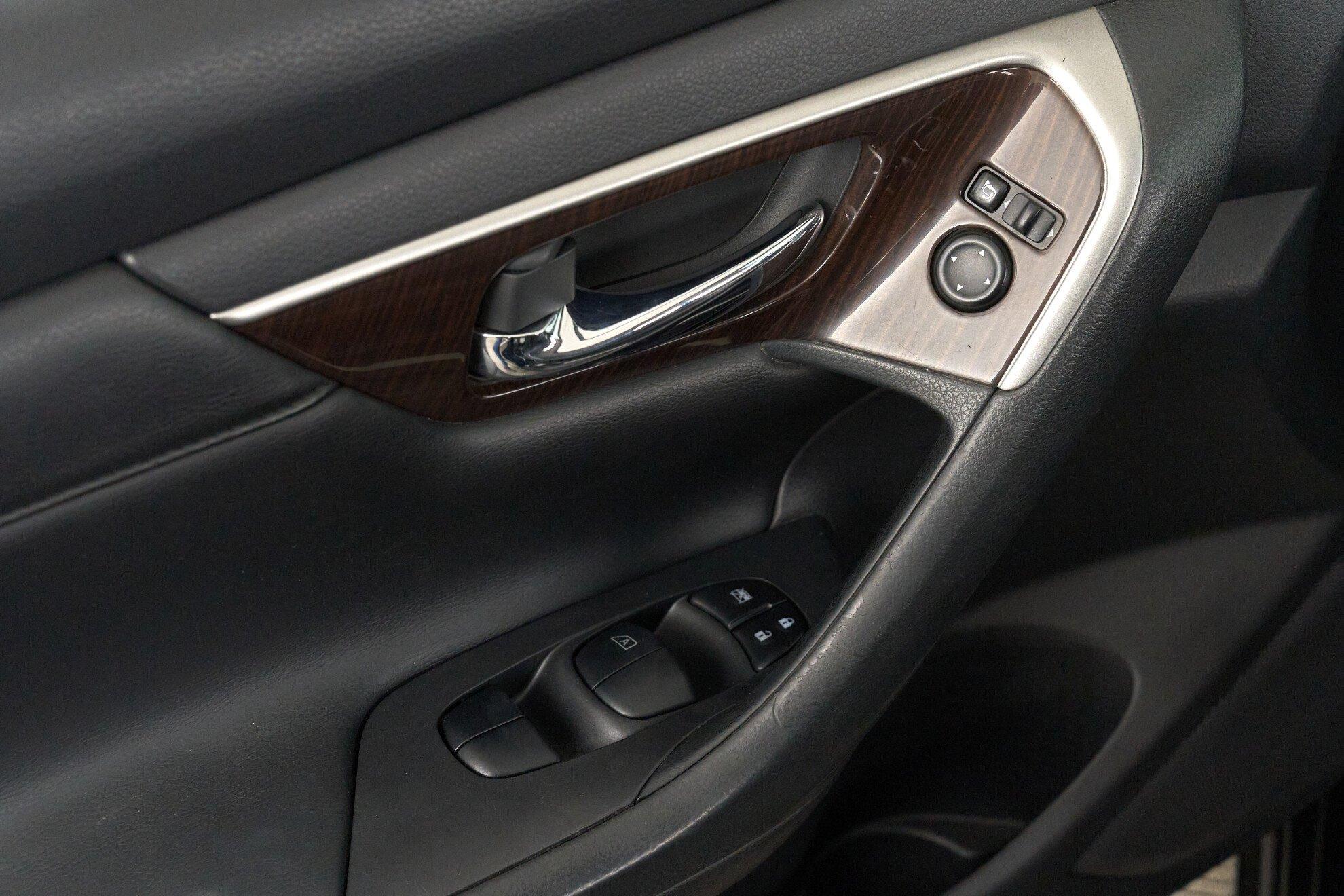 Nissan Teana 2015, черный