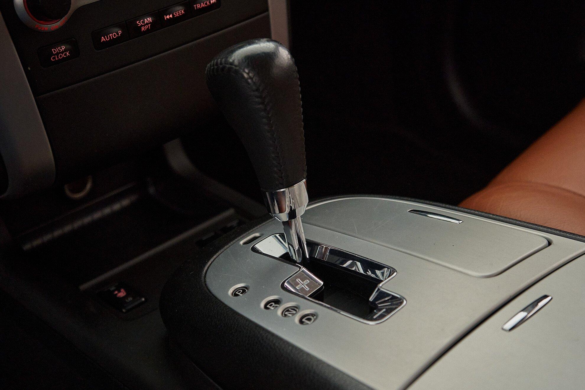 Nissan Murano 2011, черный