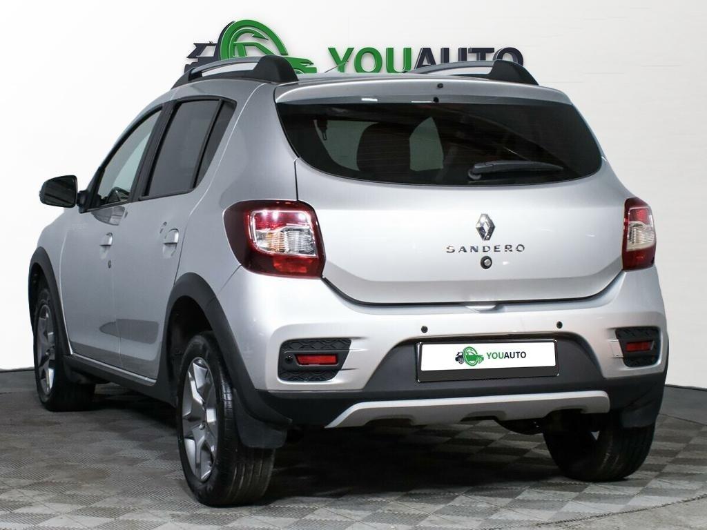 Renault Sandero 2022, серебряный