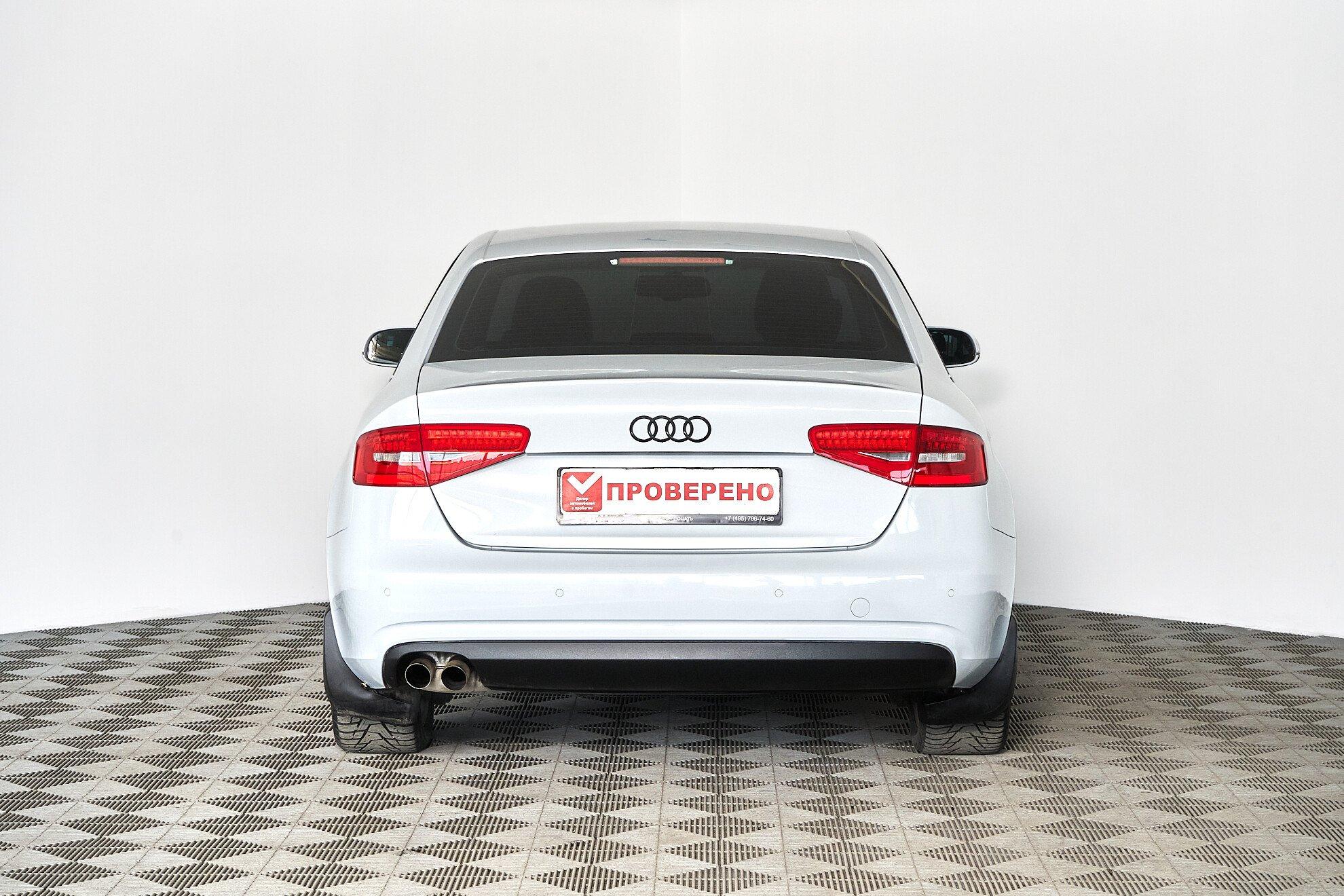 Audi A4 2014, белый