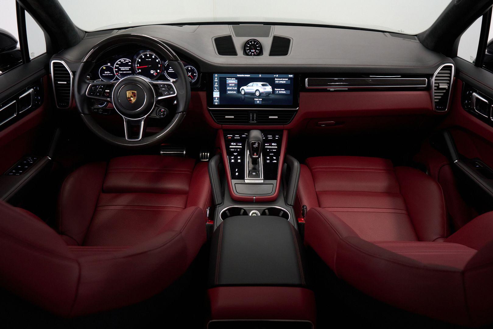 Porsche Cayenne 2019, синий