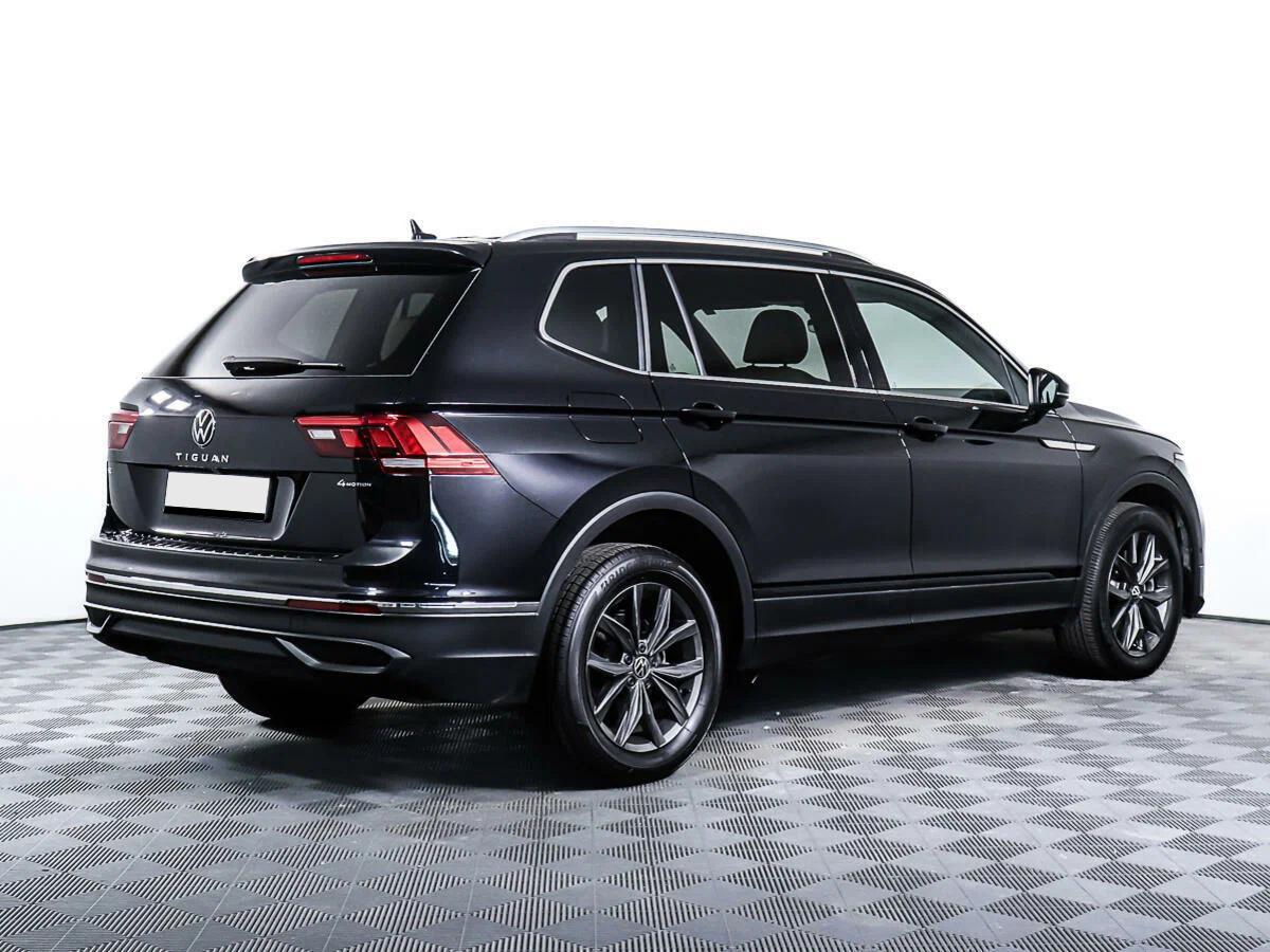 Volkswagen Tiguan 2022, черный