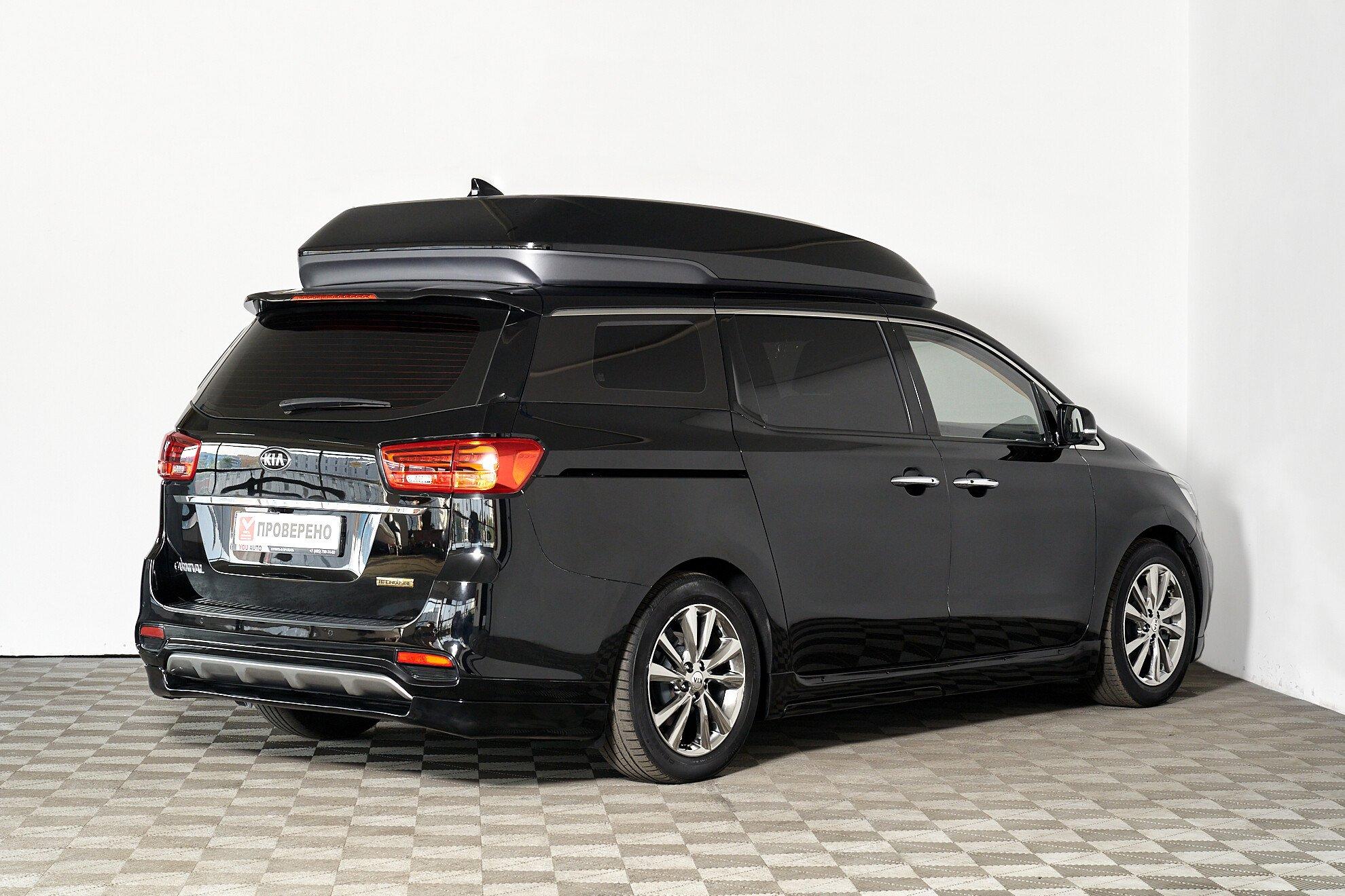 Kia Carnival 2020, черный