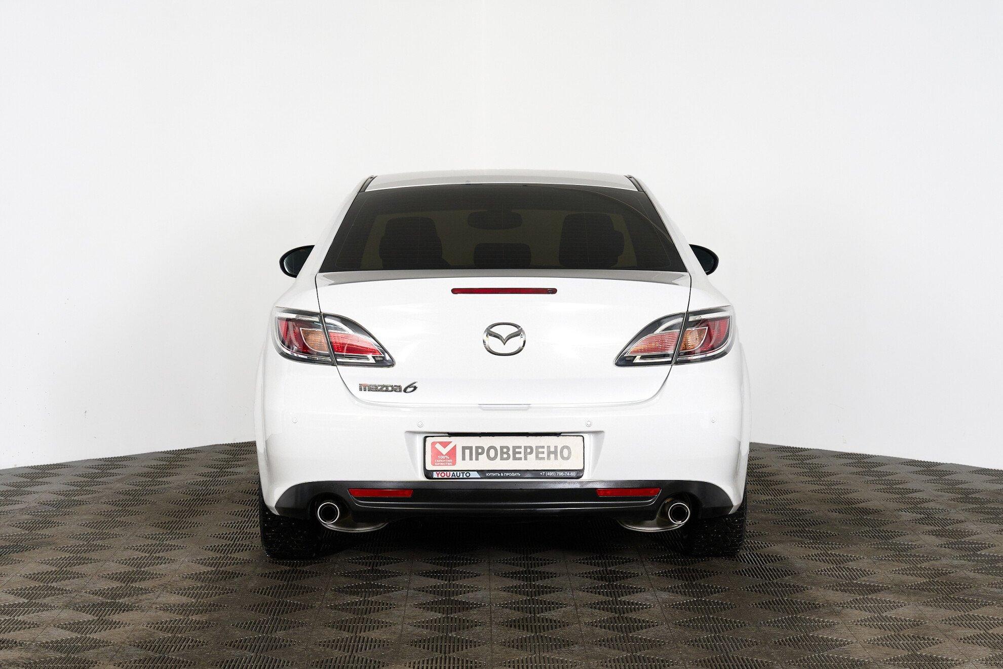 Mazda 6 2011, белый