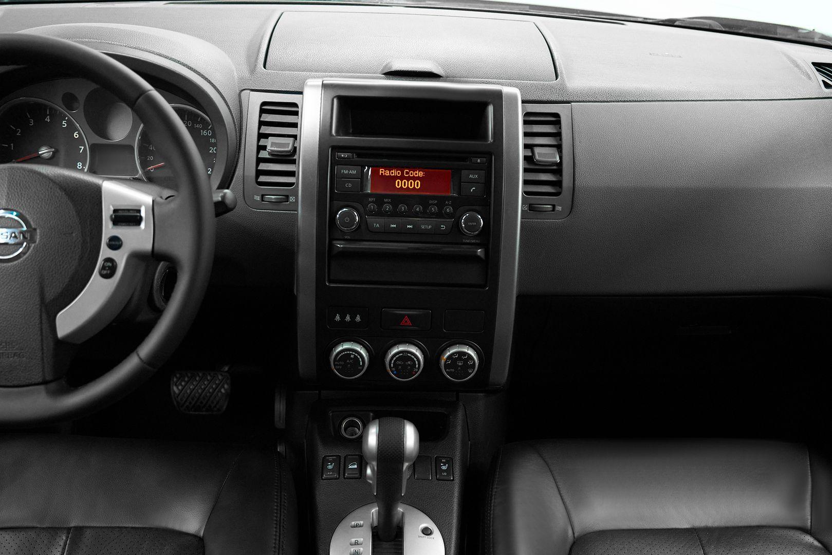 Nissan X-Trail 2008, серый