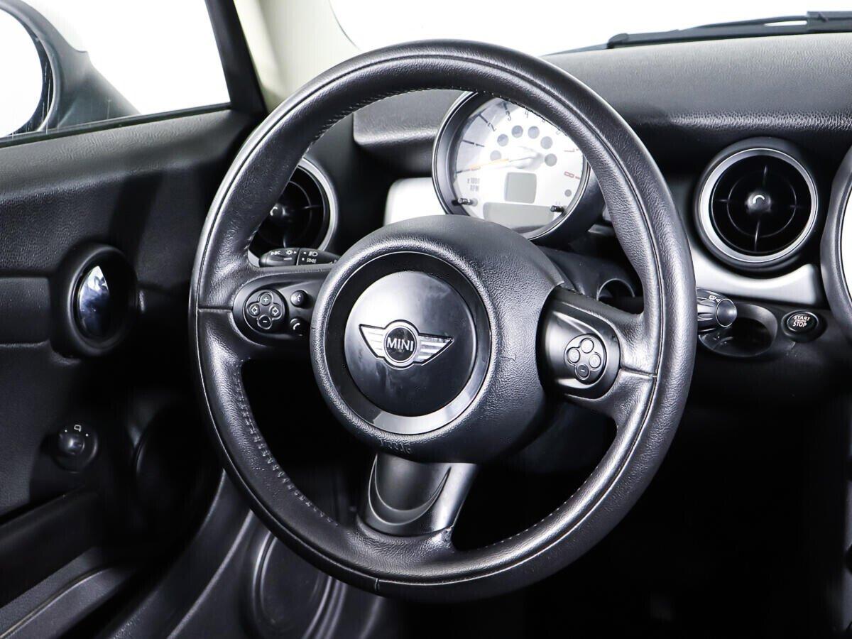 Mini Hatch 2013, серый