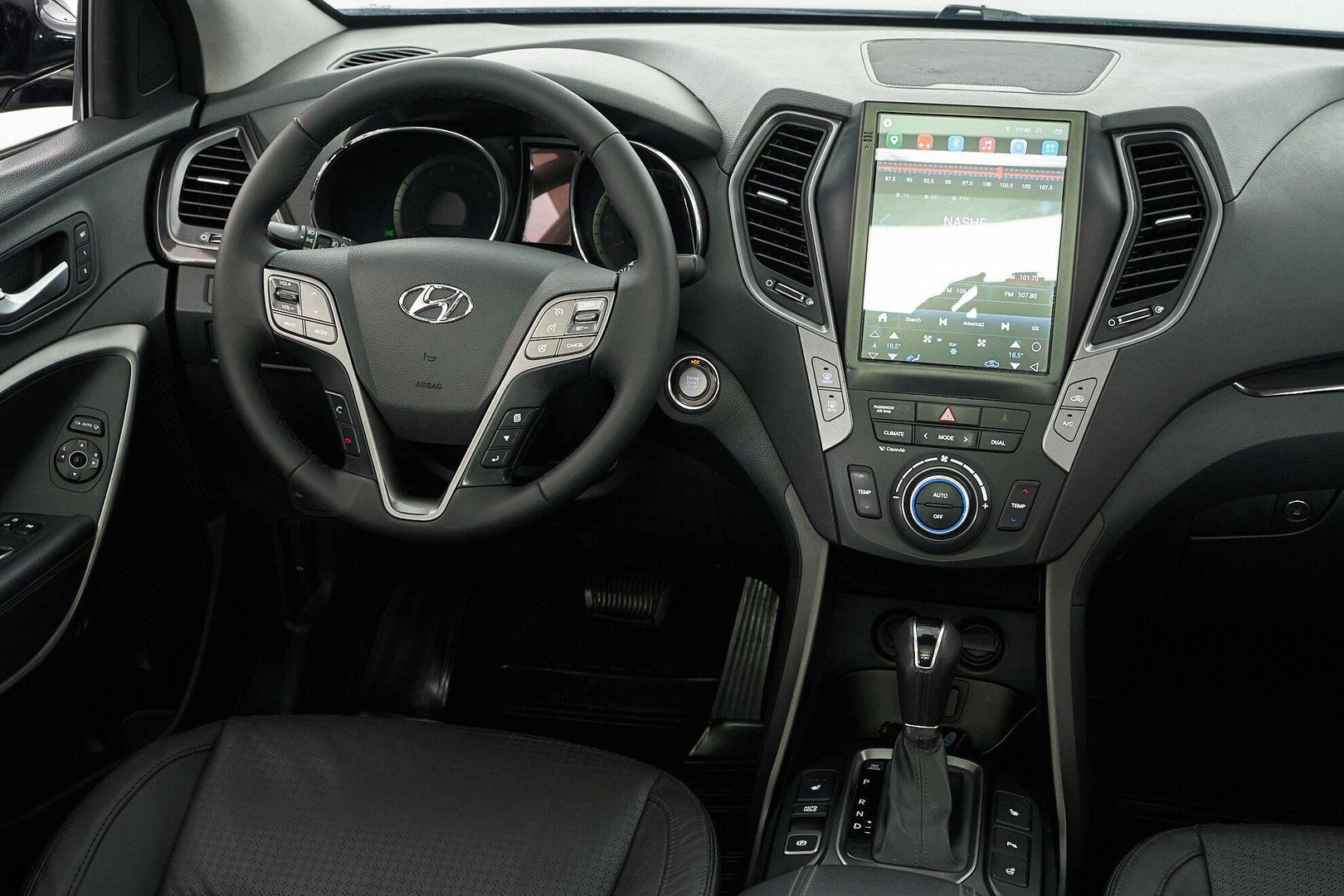 Hyundai Santa Fe 2014, черный