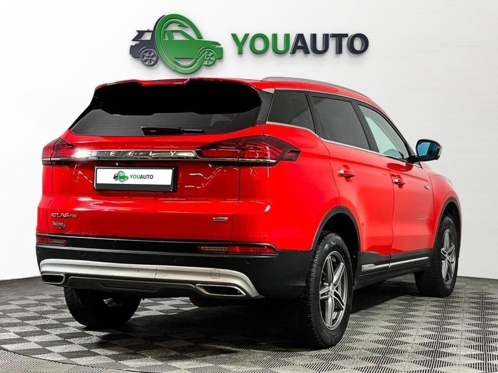 Geely Atlas Pro 2022, красный