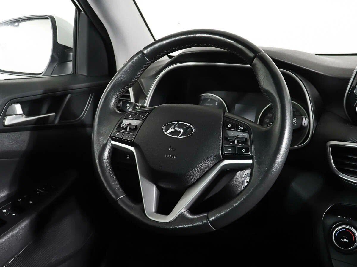 Hyundai Tucson 2020, белый