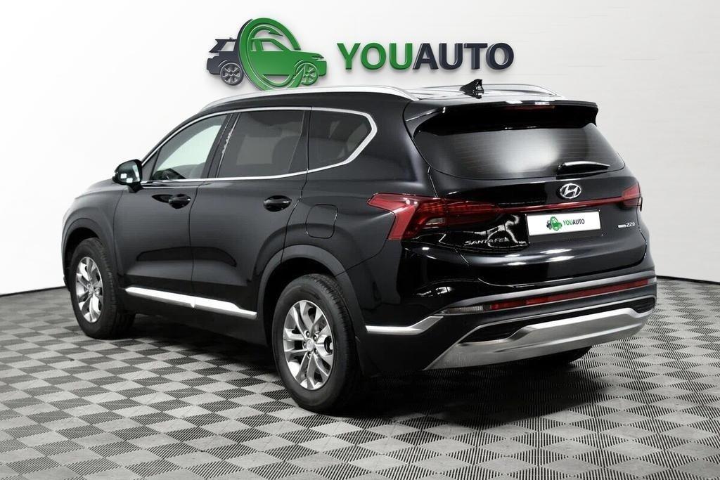 Hyundai Santa Fe 2024, черный