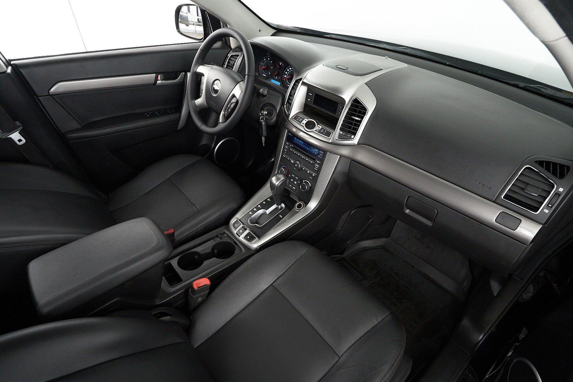 Chevrolet Captiva 2013, черный
