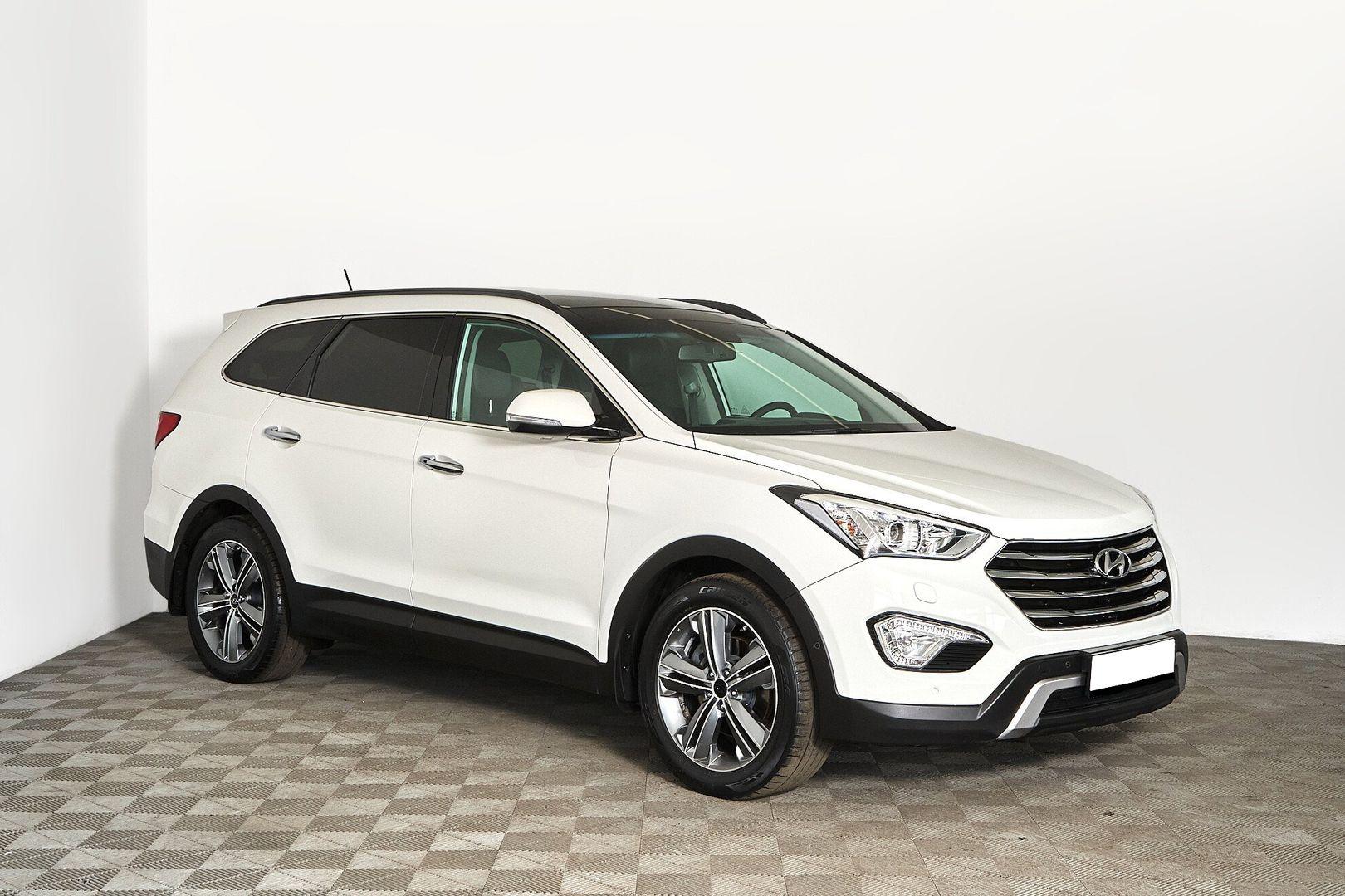 Hyundai Santa Fe 2015, белый