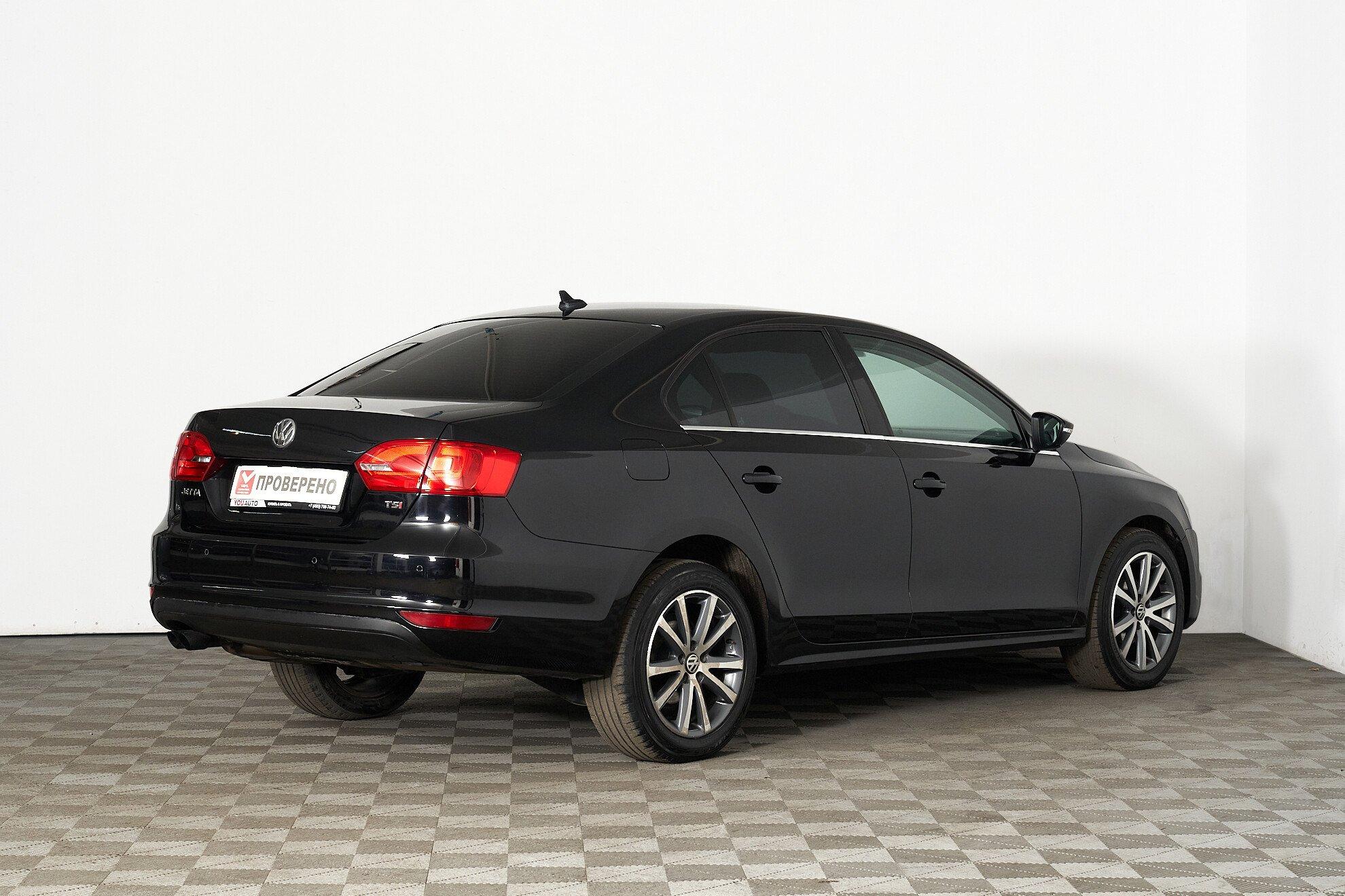 Volkswagen Jetta 2011, черный