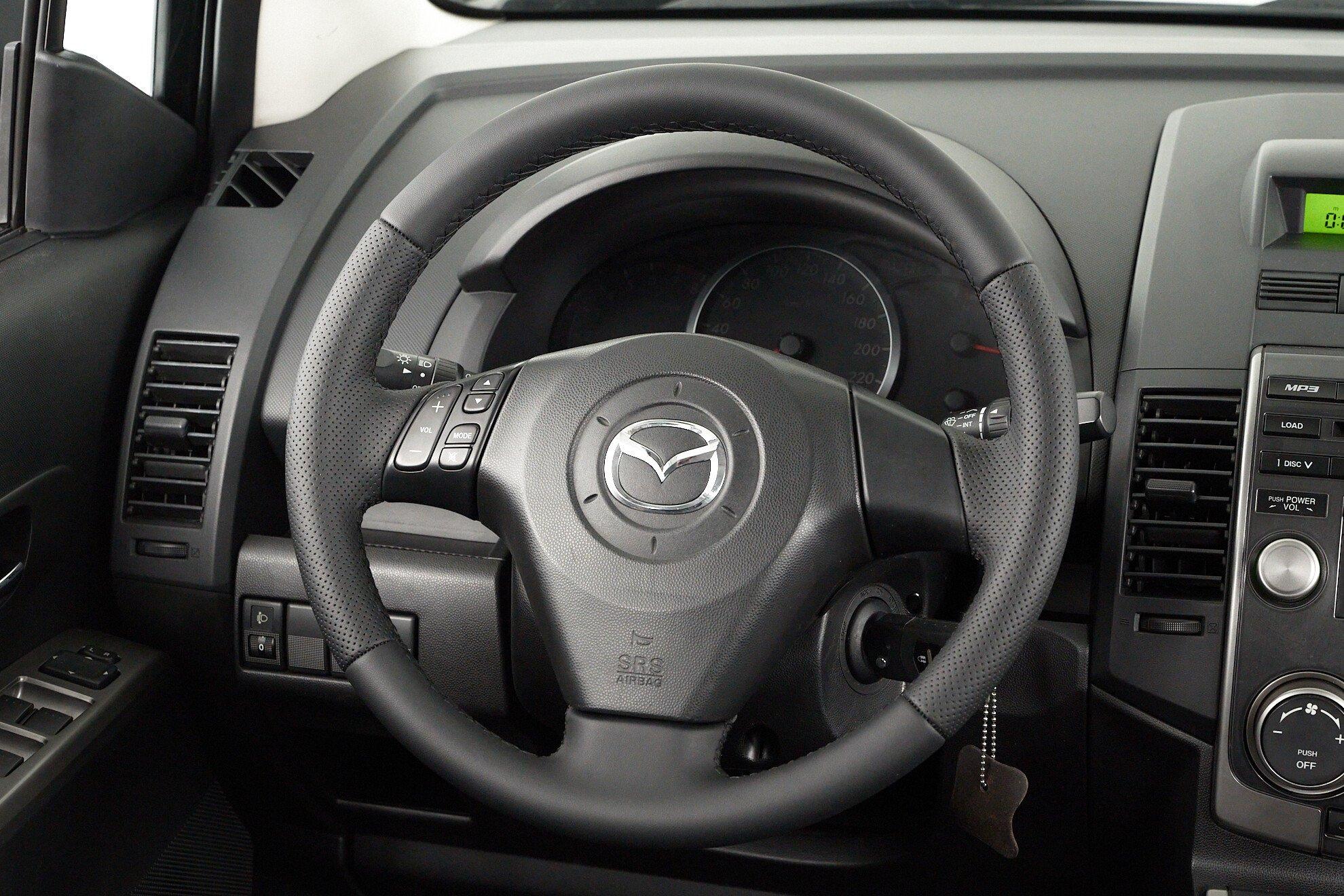 Mazda 5 2009, черный