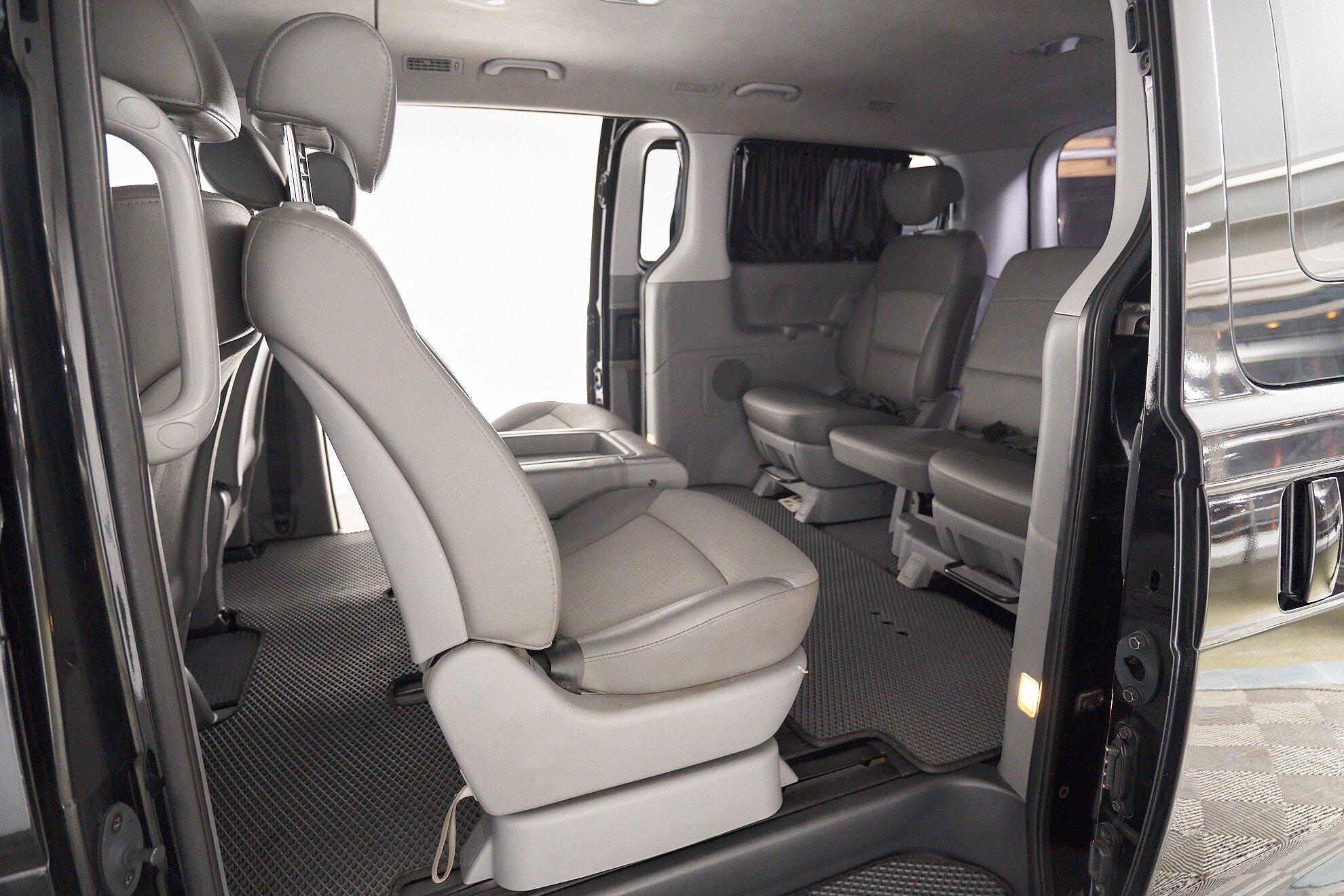 Hyundai Grand Starex 2010, черный