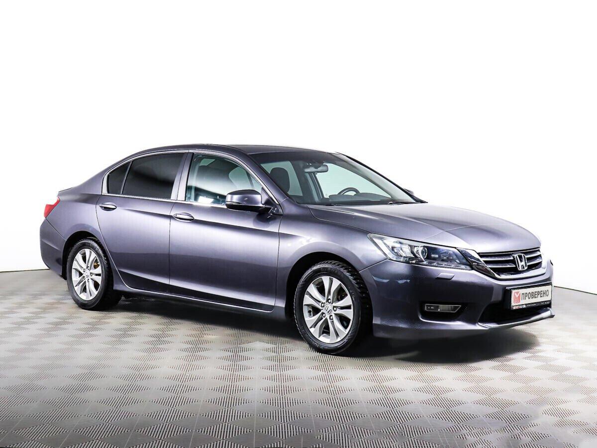Honda Accord 2015, серебряный