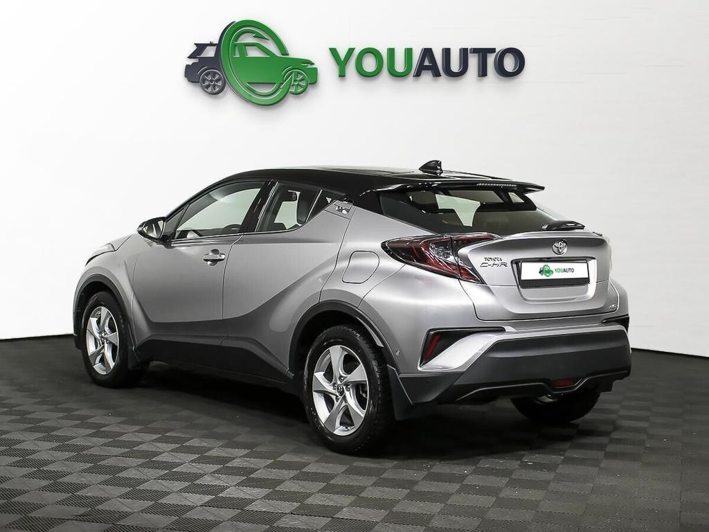 Toyota C-HR 2018, серебряный