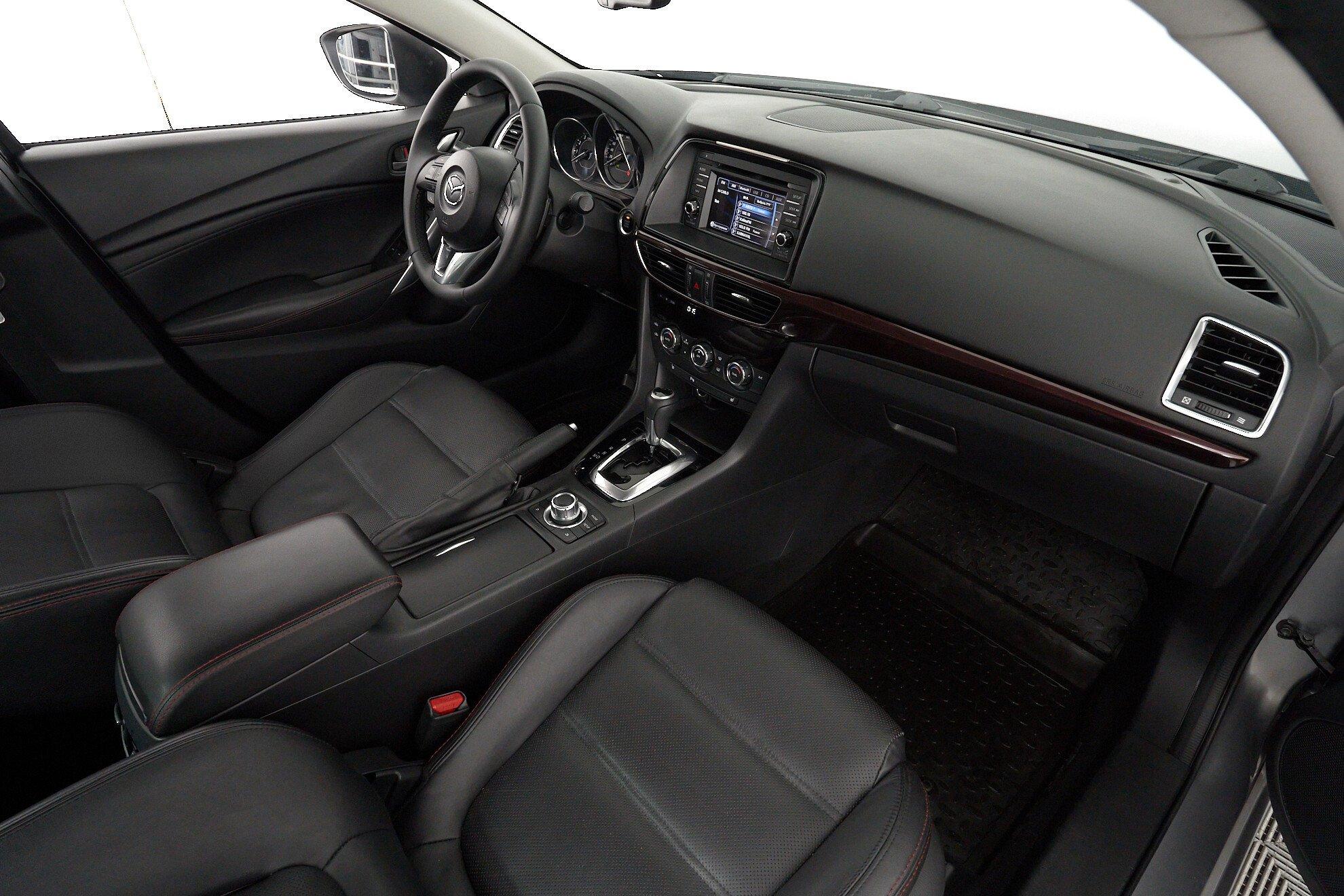 Mazda 6 2013, серебряный