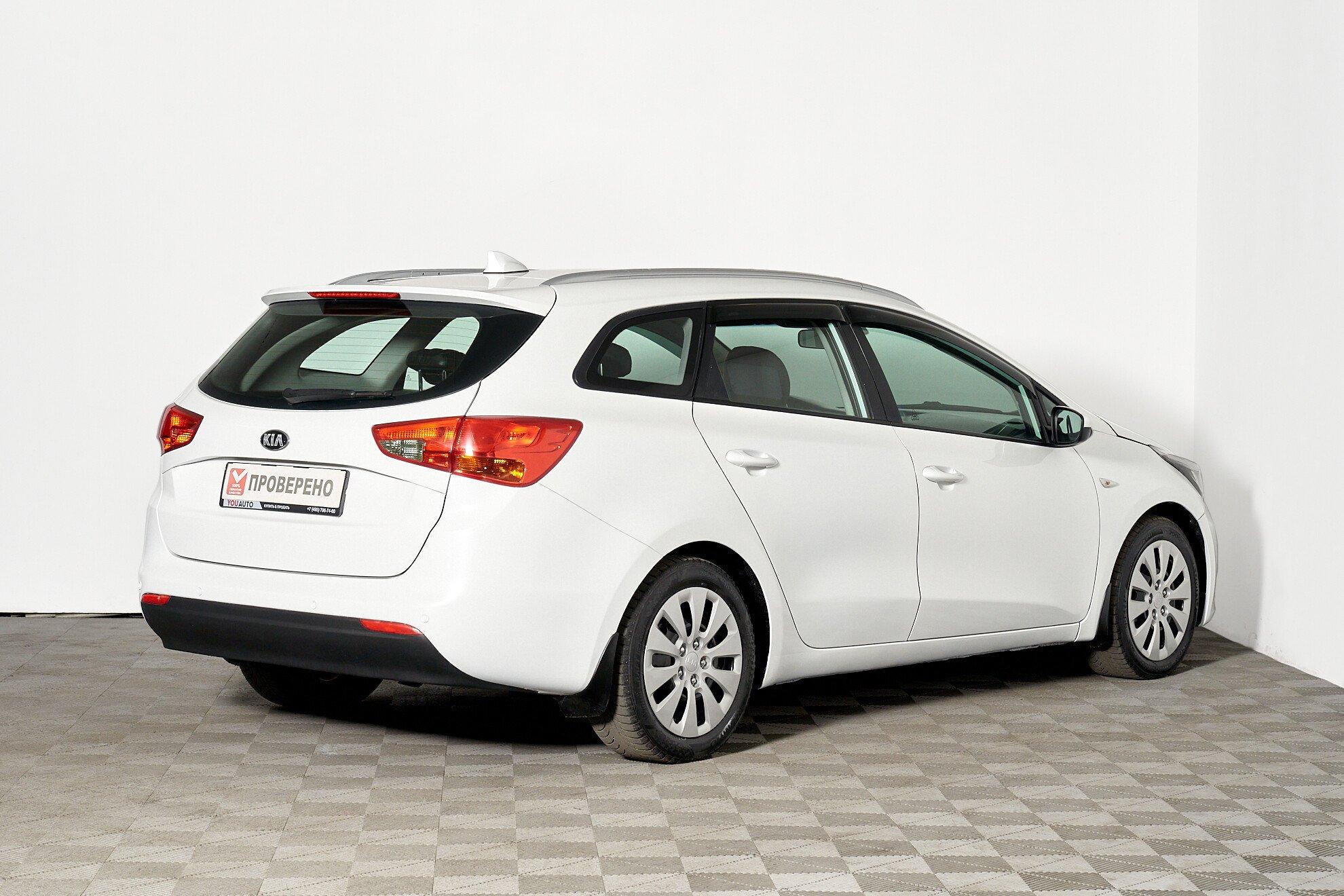 Kia Ceed 2018, белый
