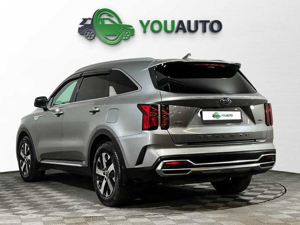 Kia Sorento 2021, серый